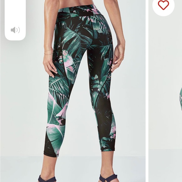 Fabletics Gia Printed PowerLite Capri XXS Havana Print palm pink and green - Picture 2 of 5